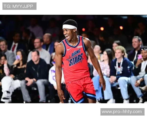 弗拉格连续四场得分30成为76-77赛季以来新秀第五人