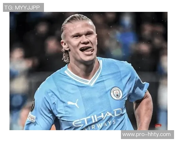 哈兰德夸女友球技如吉格斯女友调侃哈兰德盘带水平不行