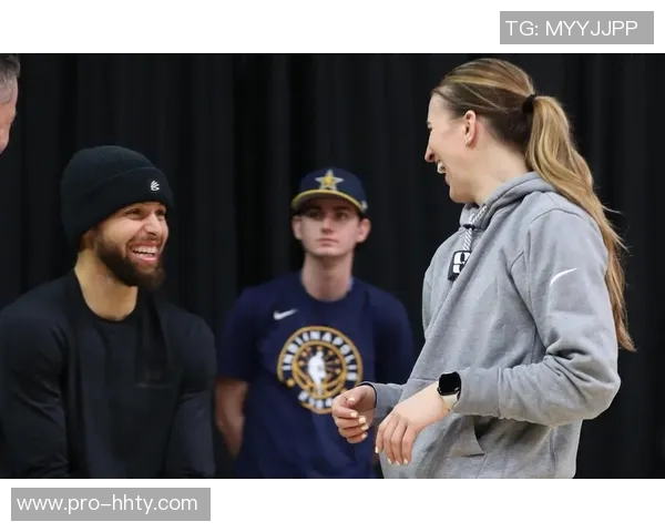 库里谈约内斯库的职业生涯称与她有深厚渊源并持续关注